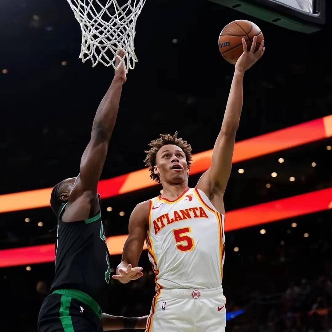 威少绝杀时刻，塔图姆点燃赛场，复出首战轰40分迎来胜利！