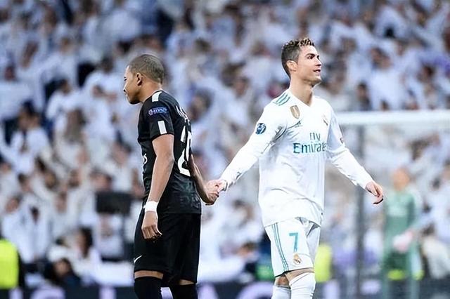 包含C罗在皇家马德里比赛中绝杀，连败引发热议！的词条